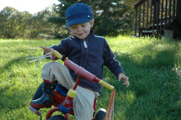 Max a Riding Tricycle3